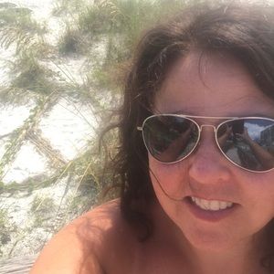 Meet your Posher, Devonne